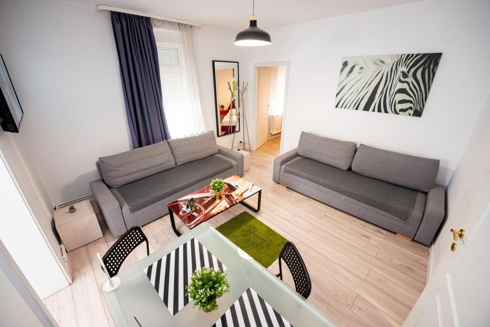 Apartament Center